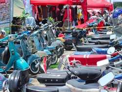 Scooterist Buka Posko Mudik di Pemalang