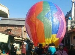 Meriahnya Tradisi Lepas Balon Saat Lebaran di Wonosobo