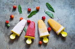 Nyam! Dengan Paduan 2 Buah Saja Es Loli Enak Bisa Dibuat Sendiri (1)