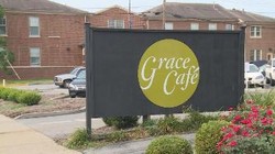 Di Kafe Ini Bisa Makan Enak dan Bayar Sesuka Hati