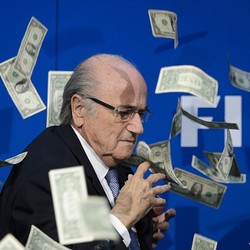 Gelar Konferensi Pers, Blatter Diguyur Uang