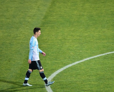 Enrique Beri Messi Waktu untuk Berlibur