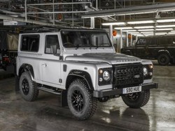 Masih Laris Manis, Masa Produksi Land Rover Defender Diperpanjang