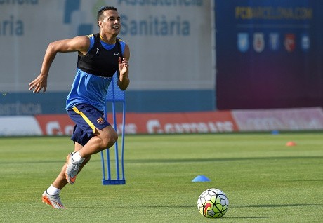 Suarez Berharap Pedro Tetap di Barca
