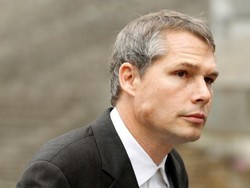 Seniman Grafiti yang Terancam Bui 5 Tahun, Akhirnya Menyerahkan Diri