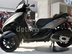 Piaggio Kembangkan Motor 4 Roda Bareng KTM