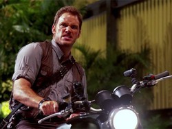 Triumph Scrambler di Film Jurassic World Dilelang