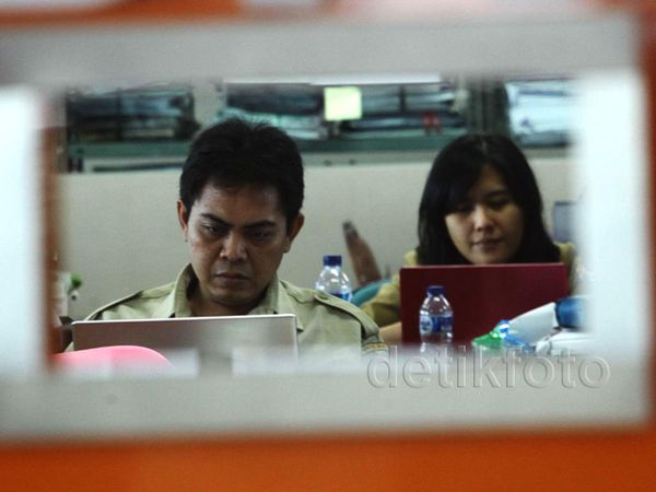 Ada 1000 dari 69 ribu PNS DKI Belum Absen