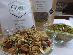 Nature Treats: Ngemil Sehat dan Kaya Serat dengan Granola Rasa Matcha hingga Dark Cocoa