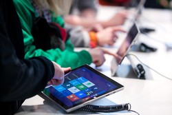 Microsoft Ingin Buat Tablet Jumbo