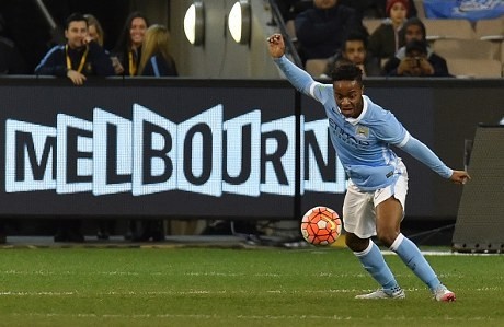 Nasri Balas Cemoohan Fans terhadap Sterling