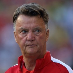 Kemarin Bilang Ingin Beli Penyerang Misterius, Kini Van Gaal Membantah