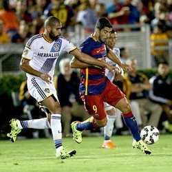 Barcelona Atasi Galaxy 2-1