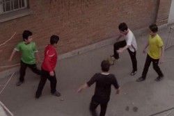 Dunia yang Paralel dalam Dua Film Pendek Sepakbola