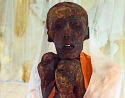 Aneh Bin Ajaib, Mumi 500 Tahun di India Masih Punya Gigi