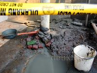 Sumur di Sawangan Depok Semburkan Gas dan Lumpur