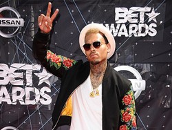 Penampilan Chris Brown di Filipina (Juga) Berujung Masalah