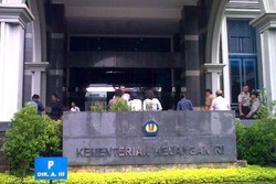 Ini Alasan Pemerintah Naikkan Tarif Bea Masuk Kondom Hingga Minol