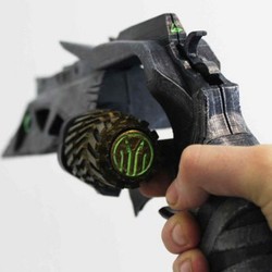 Replika Senjata Destiny Ini Bisa Melukai