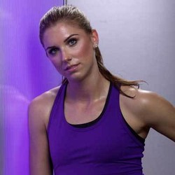 Messi Duet dengan Pesepakbola Seksi di FIFA 16