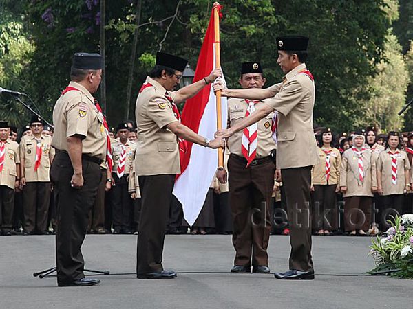 Jokowi Lepas Kontingen Jambore Dunia