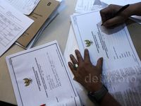 Bakal Calon Kepala Daerah Serahkan LHKPN