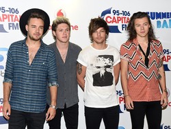 Zayn Malik Bergabung dengan One Direction Rayakan Ulang Tahun Ke-5
