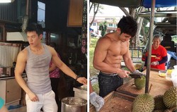 Wouw! Pria-pria Tampan Berotot Ini Jualan Semangka dan Durian
