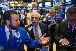 Wall Street Lesu Dalam 3 Hari Berturut-turut