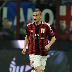 Milan Siap Tancap Gas Sejak Awal Kompetisi