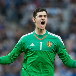 Chelsea Tanpa Cech, Courtois: Posisiku Tidak Lebih Aman