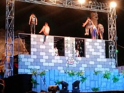 Meriah! Sirkus Tiongkok di Trans Studio Makassar