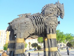 Bertemu Kuda Perang Raksasa di Canakkale, Turki