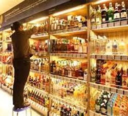 Tarif Bea Impor Naik 150%, Harga Minuman Beralkohol Makin Mahal