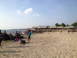 Pantai di Bali? Bukan, Ini Pantai di Anyer