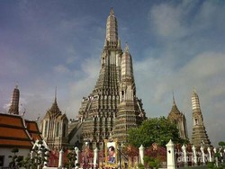 AirAsia Luncurkan Rute Surabaya-Bangkok