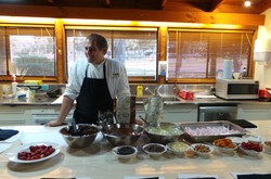 Selain Wine, Wisatawan Bisa Bikin Permen di Australia