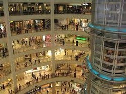 Pajak Barang Impor Naik, Ini yang Dikhawatirkan Pengusaha Mal