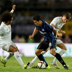 Hernanes: Laga Pramusim Bukan Soal Menang dan Mencetak Gol-gol