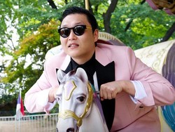 Batal Rilis Daddy, Psy Siapkan Lagu Baru