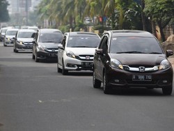 Jika MPV Seperti Mobilio Jadi Taksi, Argonya Berapa?
