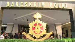 Ahok Diperiksa Soal UPS