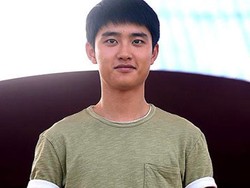 Syuting Pure Love Bikin D.O EXO Ingat Cinta Monyet Saat Sekolah