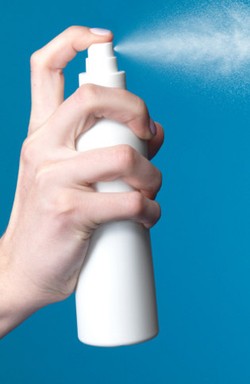 Wanita Ini Ciptakan Kondom yang Dipakai dengan Cara Disemprot ke Mr. Happy