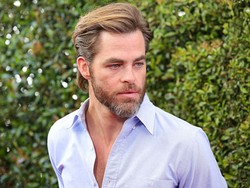 Chris Pine Tak Hanya Tampil di Satu Film Wonder Woman