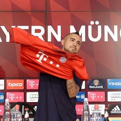 Ucapan Terima Kasih Vidal untuk Para Pendukung Juventus