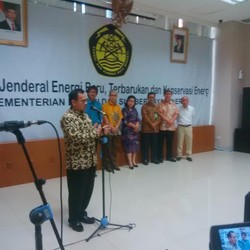 Silaturahmi dengan Pegawai, Menteri ESDM: Ini Jadi Energi di Masa Depan