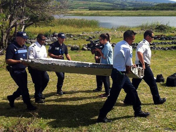 Puing Pesawat Ditemukan di Samudra Hindia