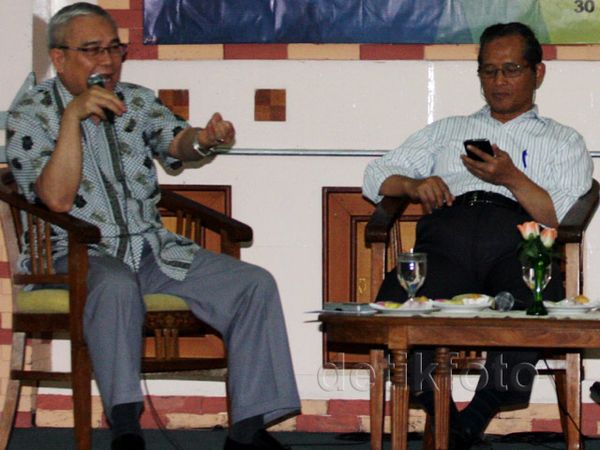 KMI Gelar Diskusi Bahas Peran Media Alternatif untuk Bangsa KMI Gelar Diskusi Bahas Peran Media Alternatif untuk Bangsa