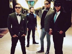 Rilis Ulang Album dalam Piringan Hitam, Naif Takjub Animo Fans